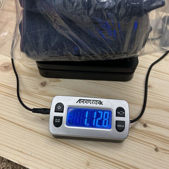 Rocawear Men's Jeans Size 46x34 Distressed Classic Fit‎ BAGGY Blue Denim - Picture 11 of 11